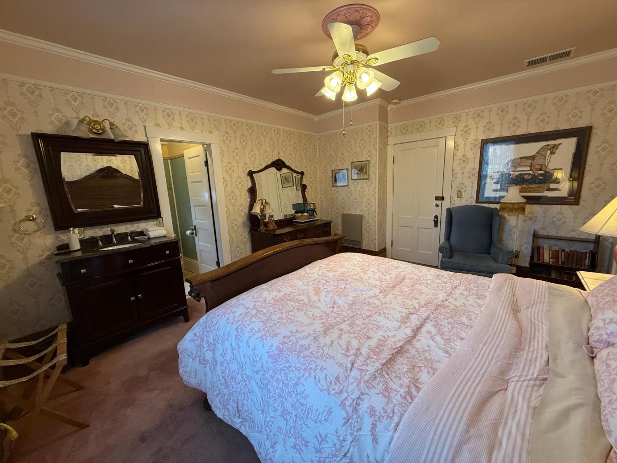Roseberry House Bed And Breakfast Susanville Exteriér fotografie