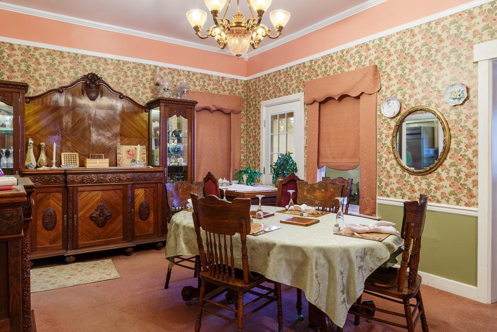 Roseberry House Bed And Breakfast Susanville Exteriér fotografie