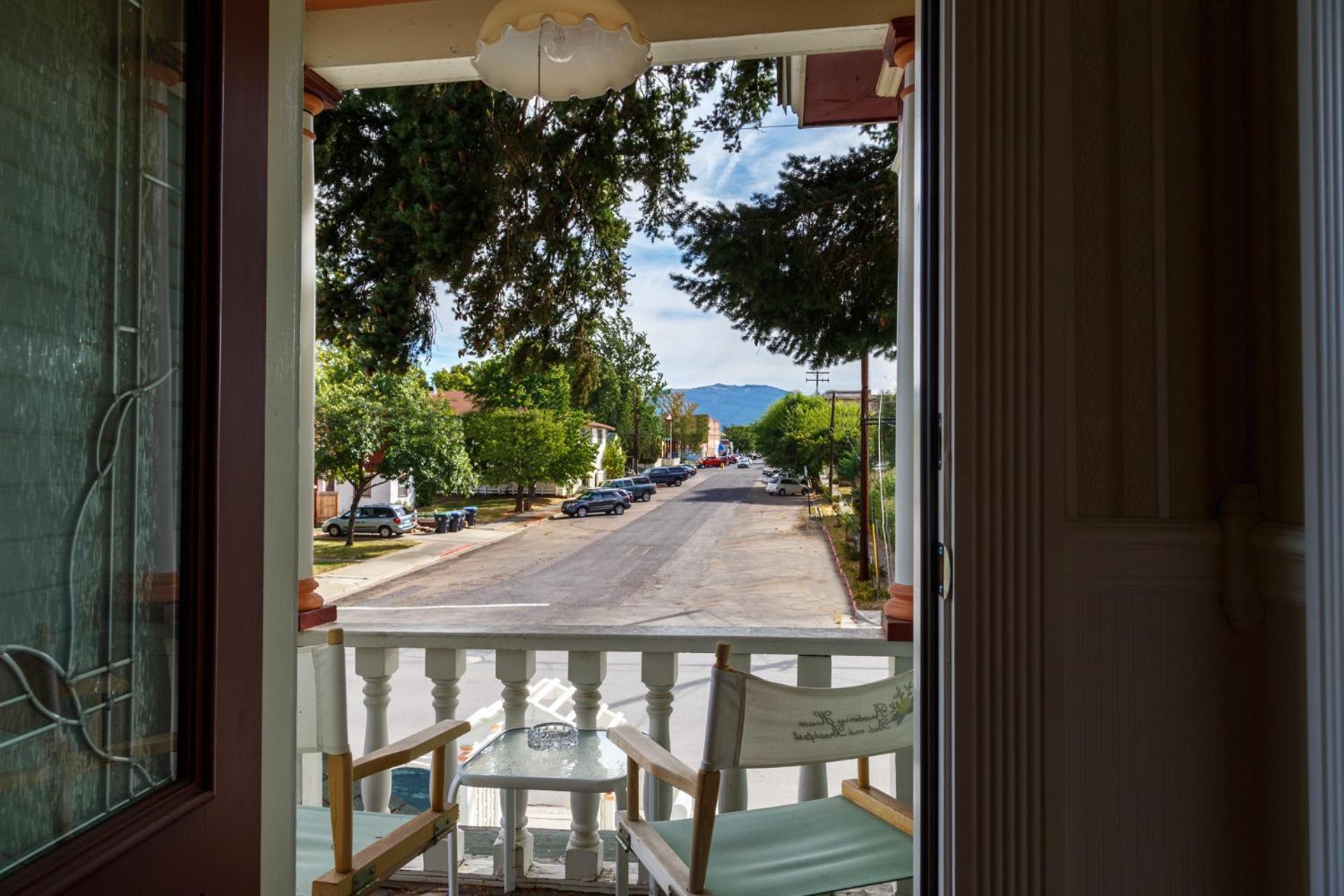 Roseberry House Bed And Breakfast Susanville Exteriér fotografie