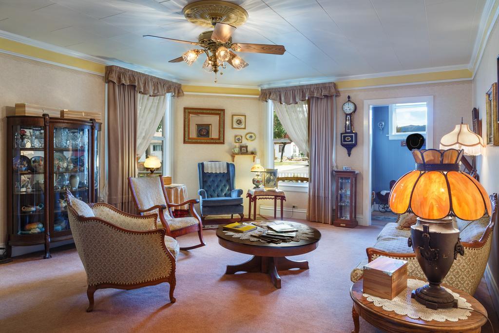 Roseberry House Bed And Breakfast Susanville Exteriér fotografie
